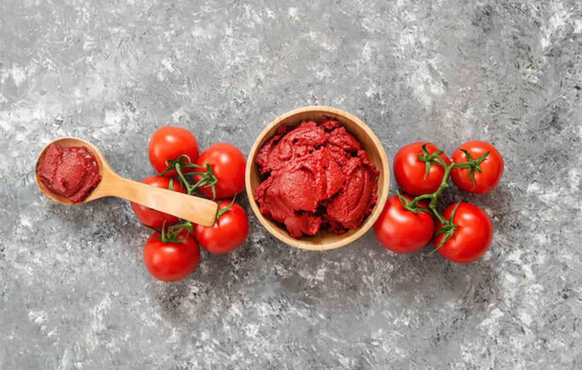 رب گوجه فرنگی حلبی مناسب مصارف حجیم و تجاری
